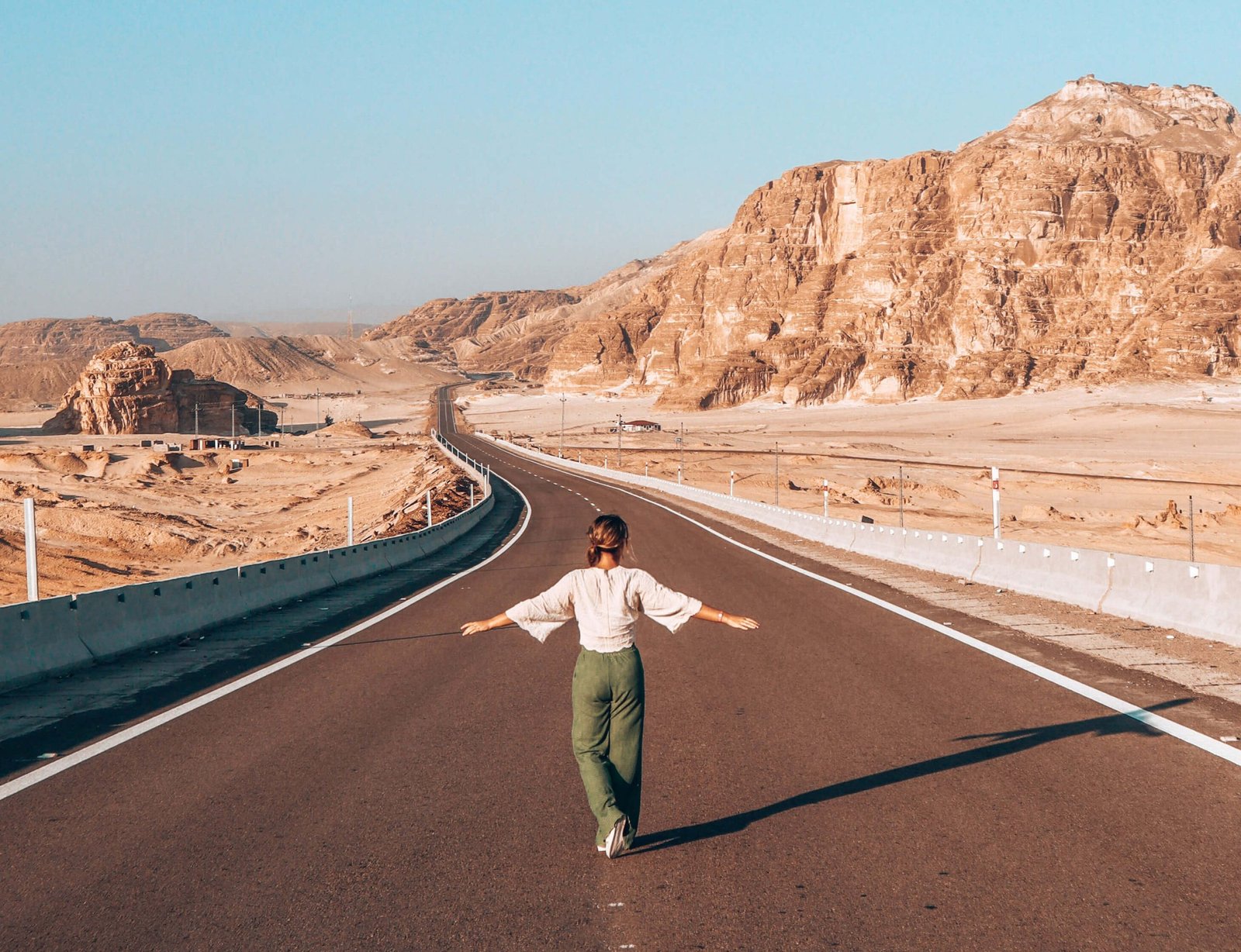 Doen-in-sharm-el-sheikh-1-van-1-2-scaled